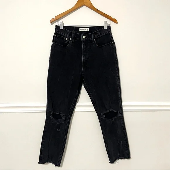 Abercrombie • black distressed mom high rise jeans sz 6